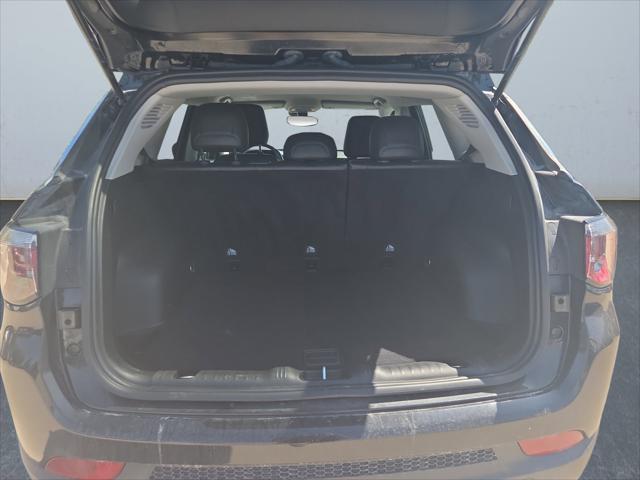 2022 Jeep Compass Latitude Lux 4x4