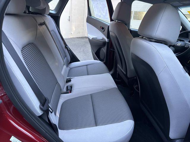 2023 Hyundai Kona SE
