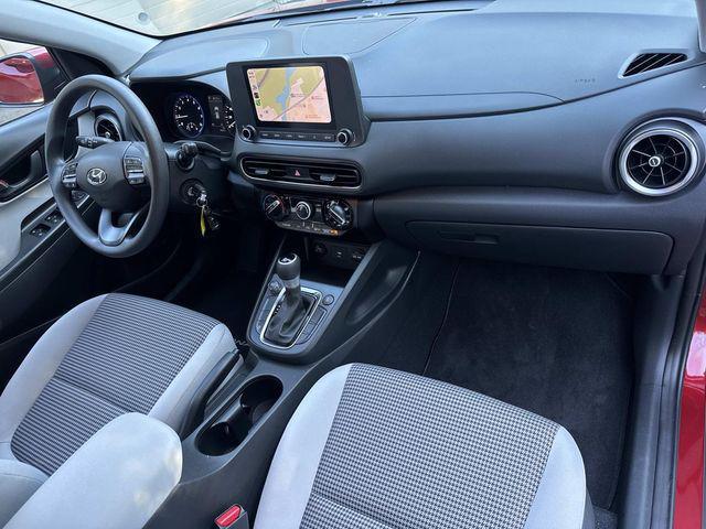 2023 Hyundai Kona SE