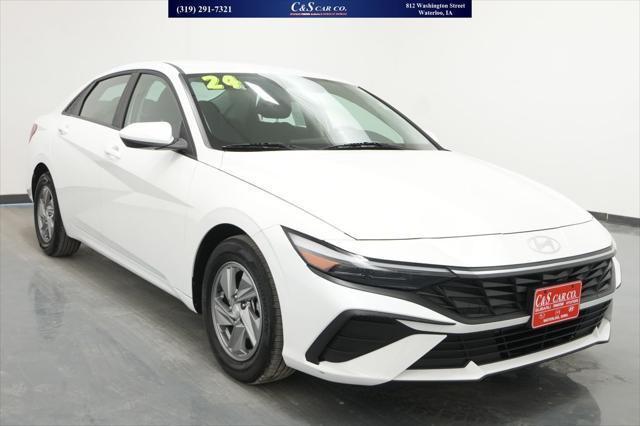2024 Hyundai Elantra SE for sale in WATERLOO, IA