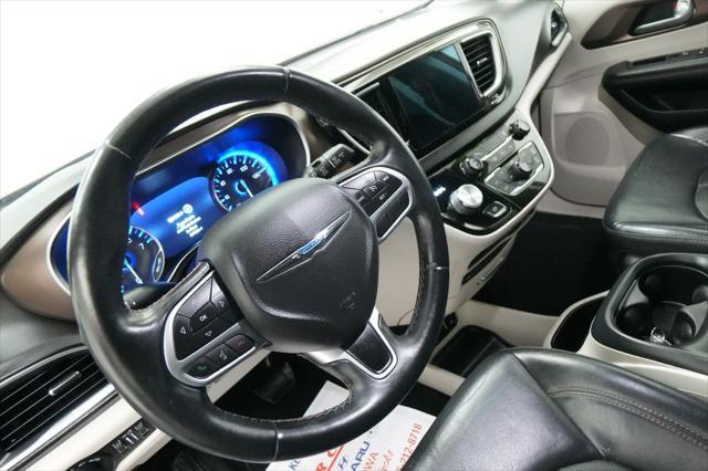 2017 Chrysler Pacifica Touring-L Plus