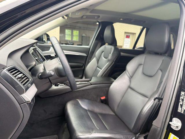 2023 Volvo XC90 B5 Core