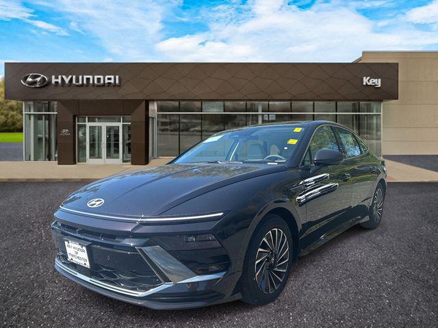 2025 Hyundai Sonata Hybrid Limited for sale in VERNON, CT