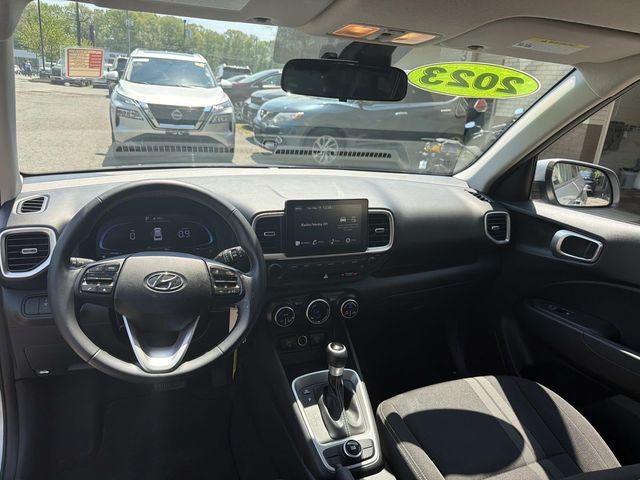 2023 Hyundai Venue SEL