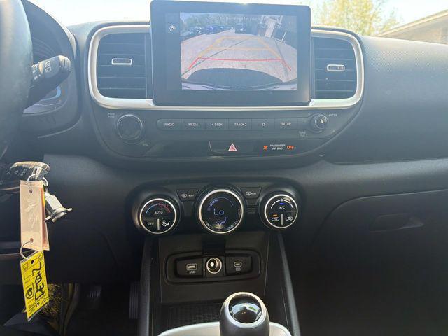 2023 Hyundai Venue SEL