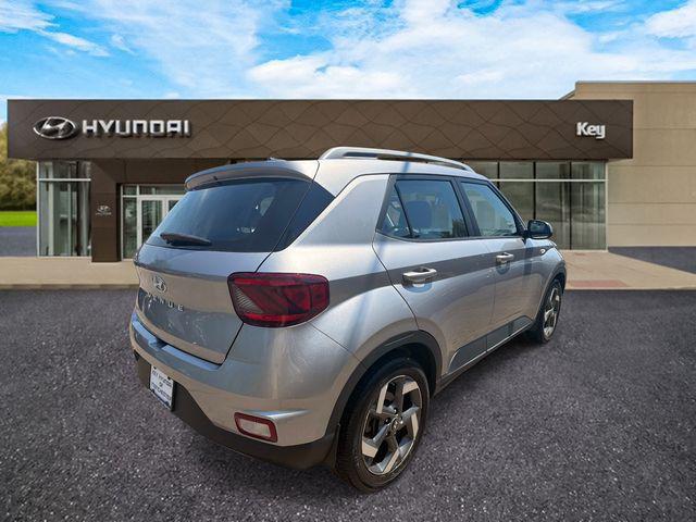 2023 Hyundai Venue SEL
