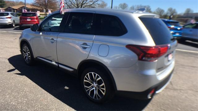2018 Mitsubishi Outlander ES