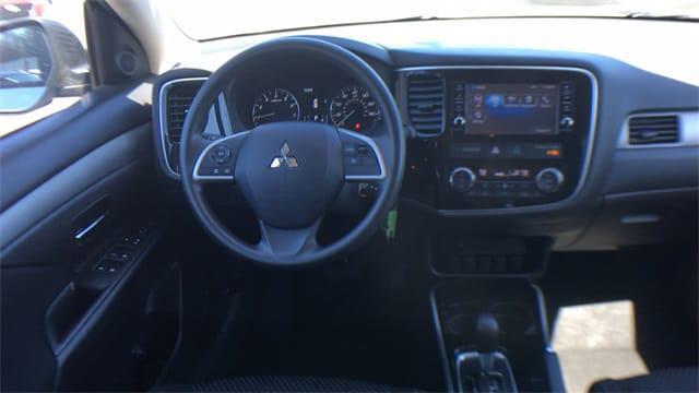 2018 Mitsubishi Outlander ES