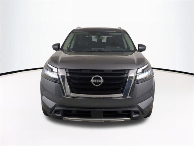 2024 Nissan Pathfinder Platinum 4WD