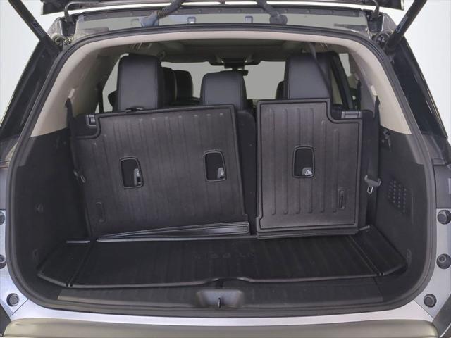 2024 Nissan Pathfinder Platinum 4WD