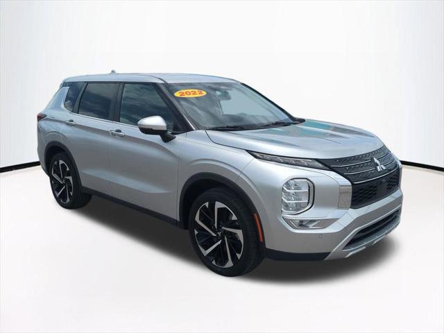 2022 Mitsubishi Outlander SE