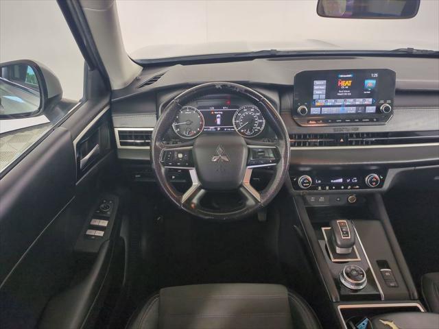 2022 Mitsubishi Outlander SE