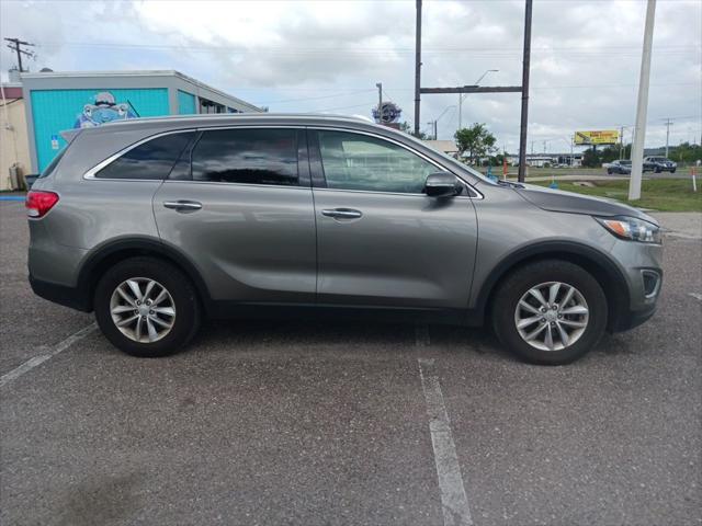 2017 Kia Sorento 2.4L LX