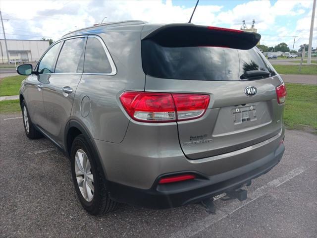 2017 Kia Sorento 2.4L LX