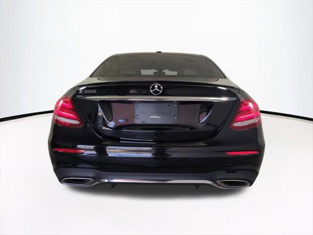2018 Mercedes-Benz E-CLASS E 300 E 300