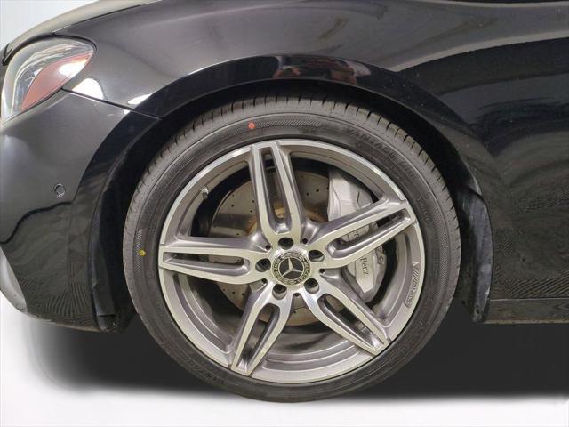 2018 Mercedes-Benz E-CLASS E 300 E 300
