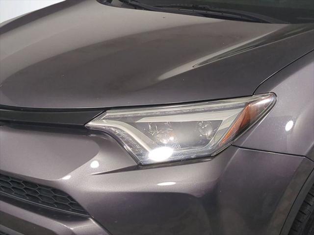 2016 Toyota RAV4 SE