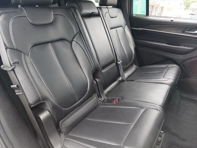 2024 Jeep Grand Cherokee L Limited 4x2