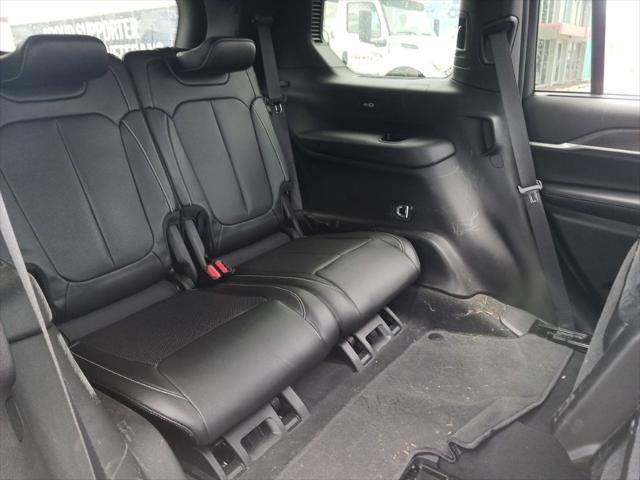 2024 Jeep Grand Cherokee L Limited 4x2