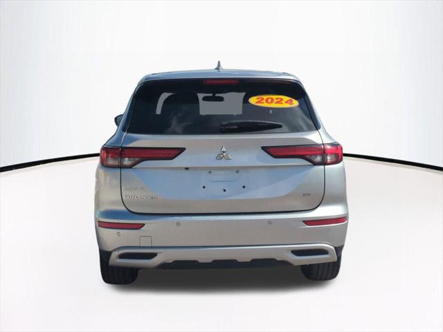 2024 Mitsubishi Outlander SE Black Edition S-AWC