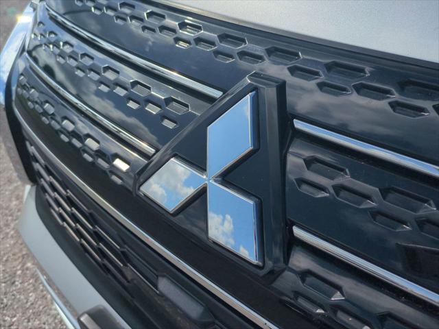 2024 Mitsubishi Outlander SE Black Edition S-AWC