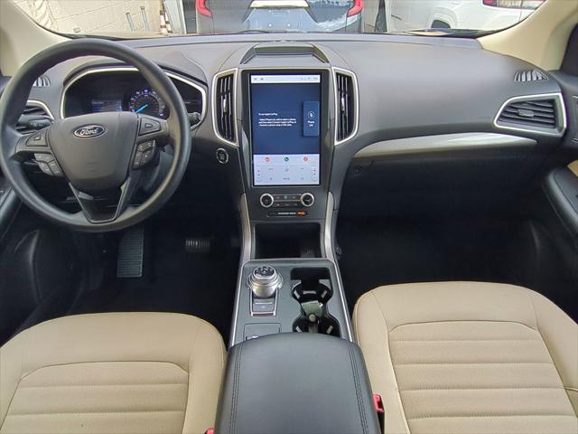 2021 Ford Edge SE