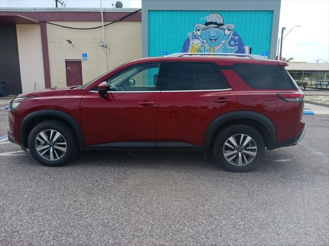 2025 Nissan Pathfinder SL FWD