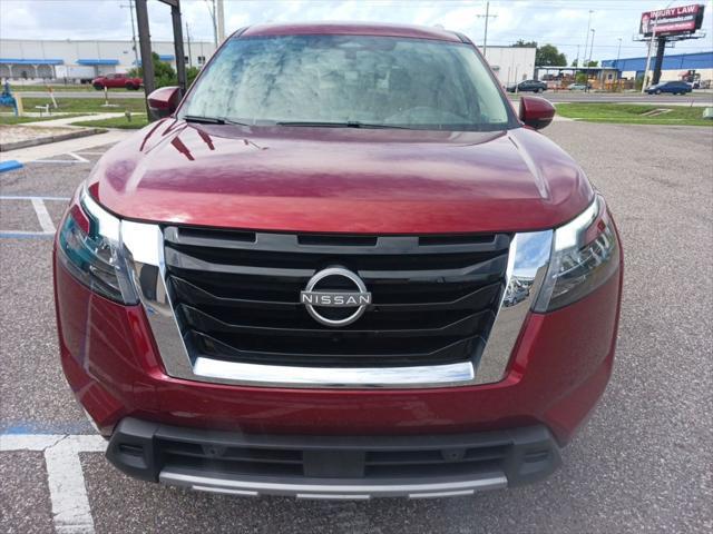 2025 Nissan Pathfinder SL FWD