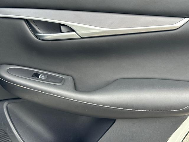 2022 INFINITI QX50 LUXE