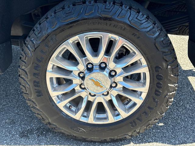 2023 Chevrolet Silverado 3500HD 4WD Crew Cab Long Bed High Country