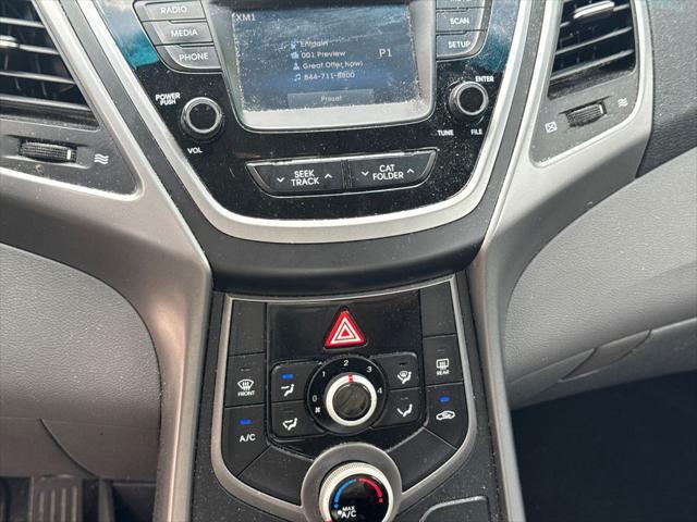 2015 Hyundai Elantra SE