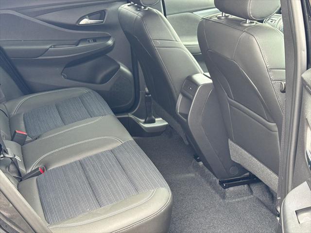 2025 Buick NV Preferred FWD