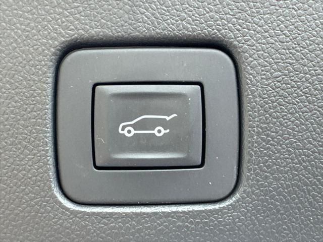 2025 Buick NV Preferred FWD