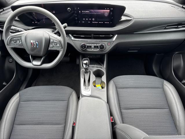 2025 Buick NV Preferred FWD