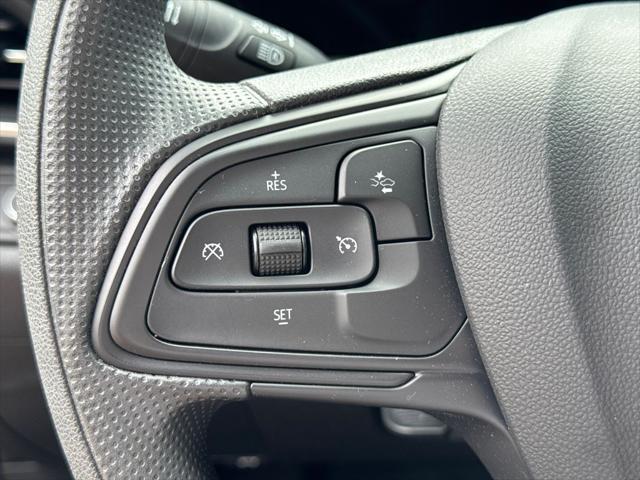 2025 Buick NV Preferred FWD