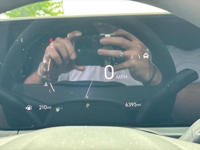 2025 Buick NV Preferred FWD