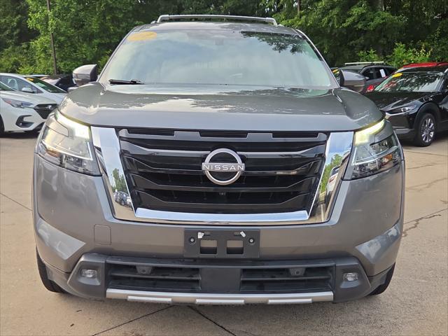 2022 Nissan Pathfinder Platinum 2WD
