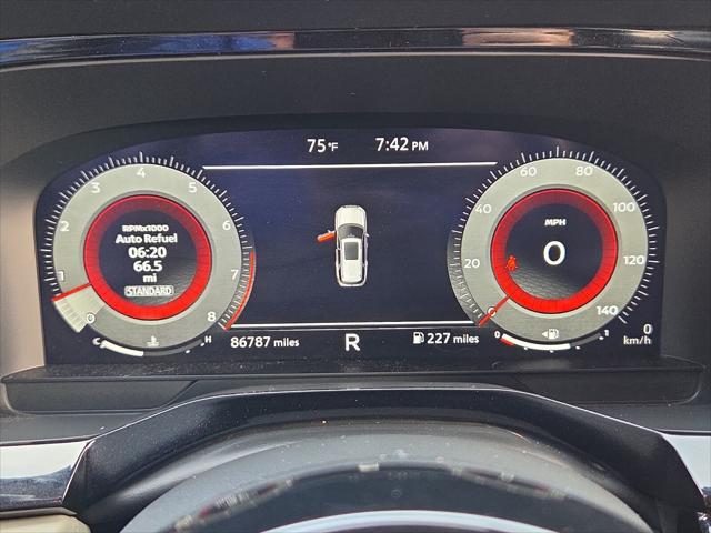 2022 Nissan Pathfinder Platinum 2WD
