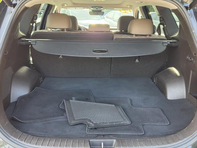 2022 Hyundai Santa Fe Hybrid SEL Premium