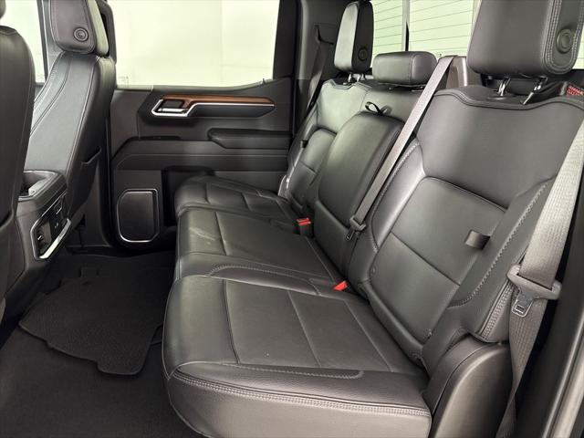 2023 GMC Sierra 1500 4WD Crew Cab Short Box Denali