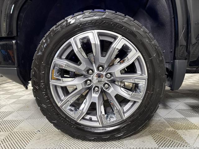 2023 GMC Sierra 1500 4WD Crew Cab Short Box Denali