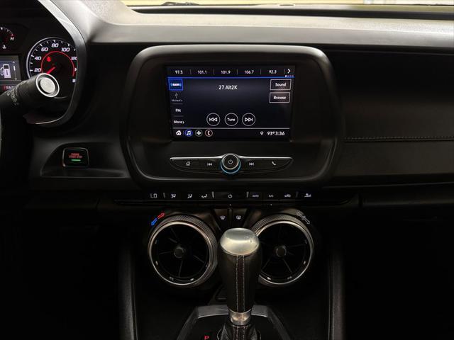 2020 Chevrolet Camaro RWD Convertible 1LT