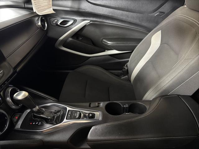 2020 Chevrolet Camaro RWD Convertible 1LT