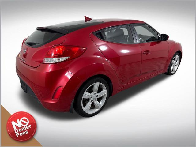2013 Hyundai Veloster Base w/Black