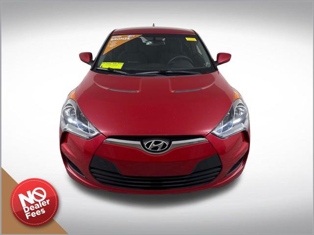2013 Hyundai Veloster Base w/Black