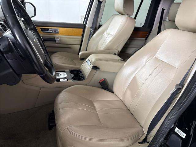 2014 Land Rover LR4 Base