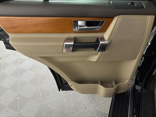 2014 Land Rover LR4 Base