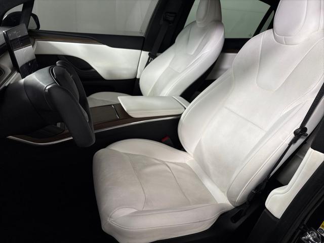 2022 Tesla Model X Dual Motor All-Wheel Drive
