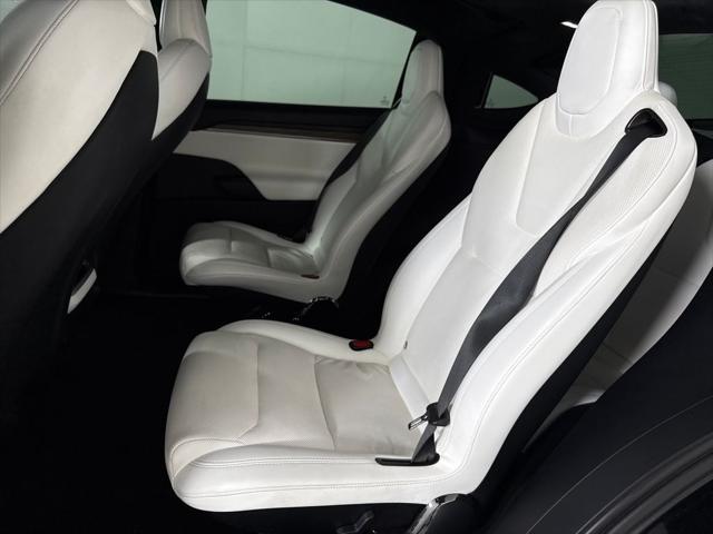 2022 Tesla Model X Dual Motor All-Wheel Drive