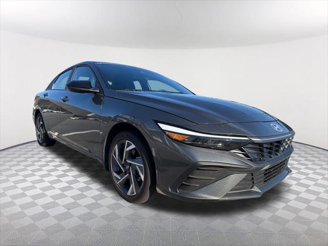 2025 Hyundai Elantra Hybrid SEL Sport